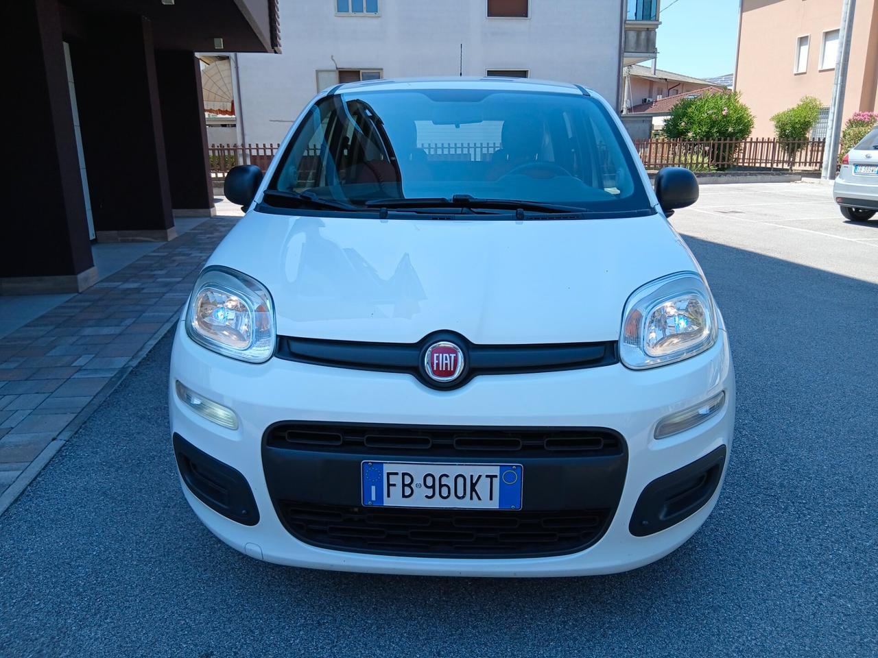 Fiat Panda 1.3 MJT 95 CV S&S Easy + gancio a € 169 mese