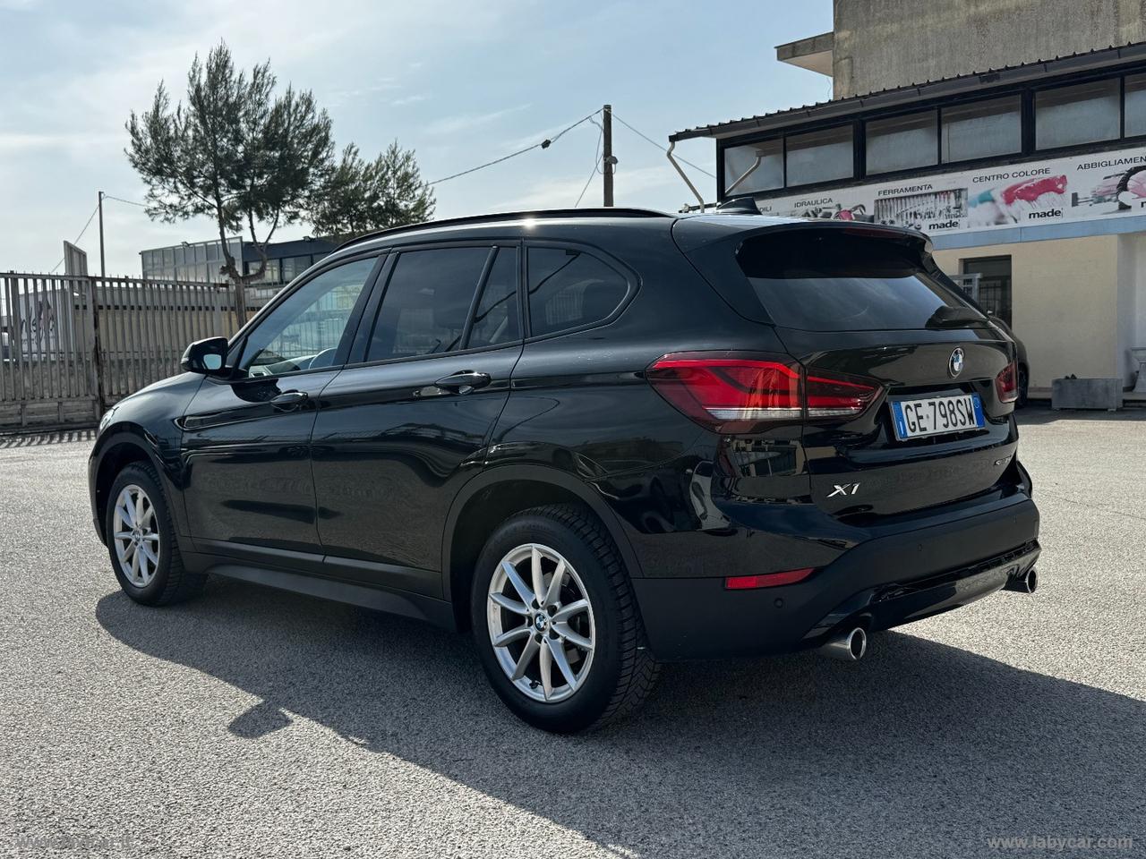 BMW X1 sDrive18d Edition Balance