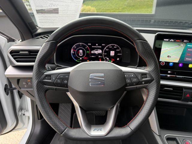 SEAT Leon 1.4 e-HYBRID DSG FR LED Camera Park Assist