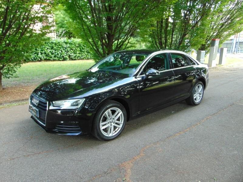 AUDI A4 5ª serie A4 2.0 TDI 150 CV S tronic Bu...