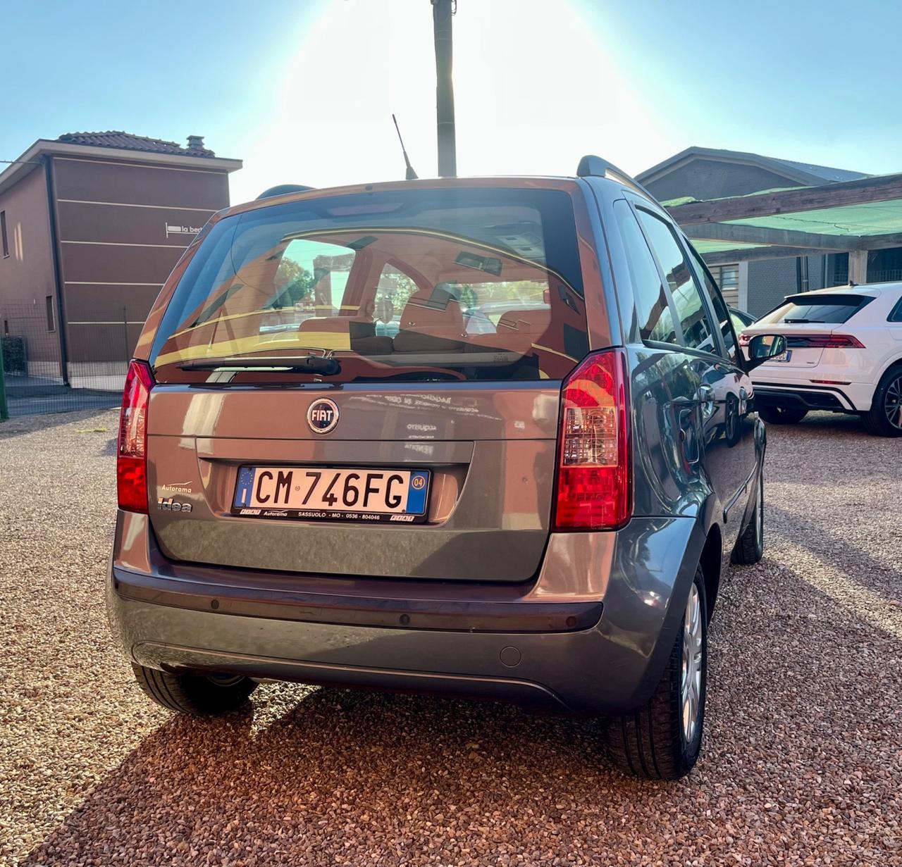 Fiat Idea 1.4 16V Emotion