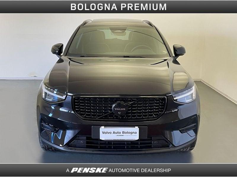 Volvo XC40 B3 automatico Ultra Black Edition