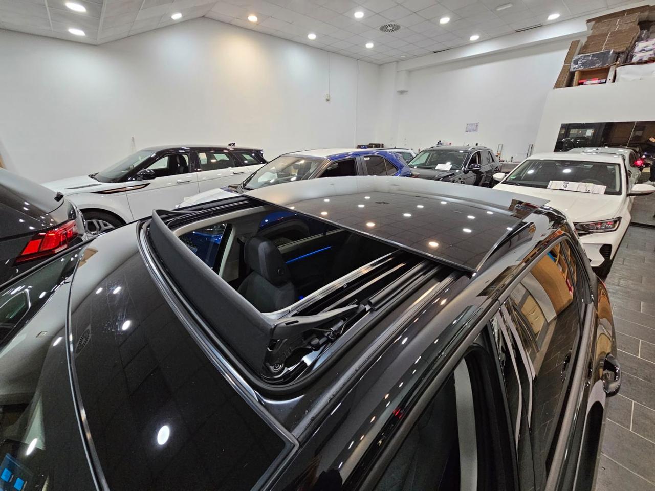 Volkswagen Golf ETSI MOVE LIFE C.16 Tetto Led Matrix Clima3Zone