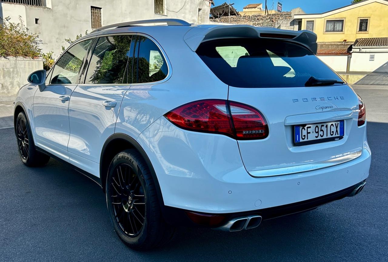 Porsche Cayenne 3.0 Diesel 250CV Platinum Edition
