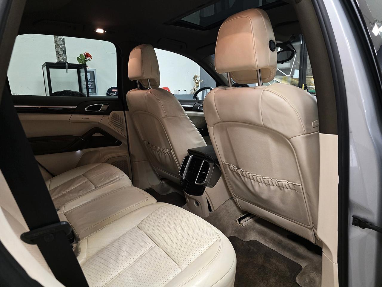 Porsche Cayenne 3.0 V6 TDI TIPTRONIC_SERVICE BOOK_NO SUPERBOLLO!