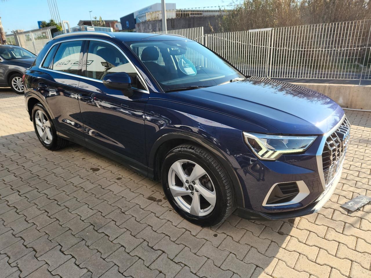 Audi Q3 2.0 DIESEL STRAFULL