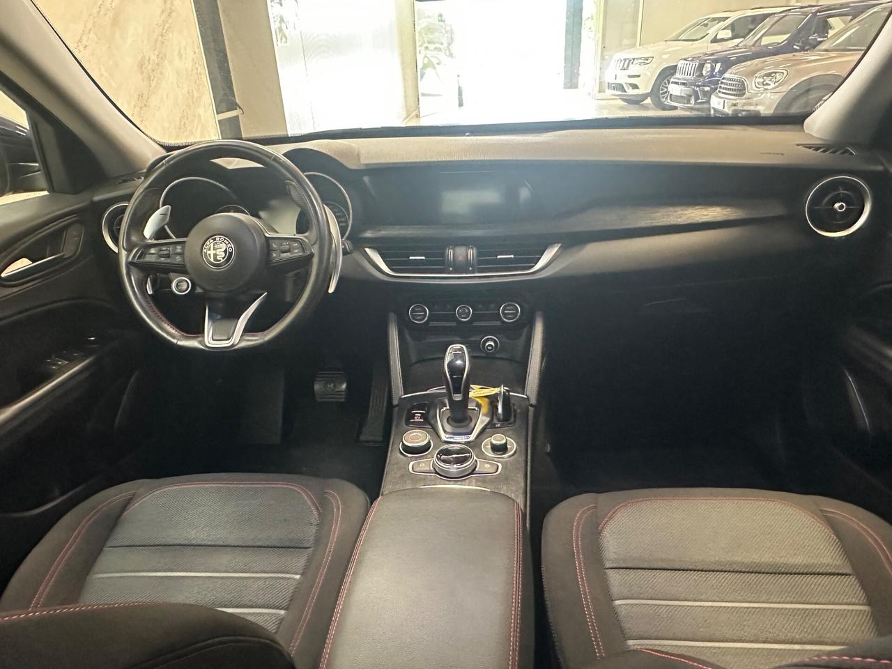 Alfa Romeo Stelvio 2.2 Turbodiesel 190 CV AT8 Q4 Business