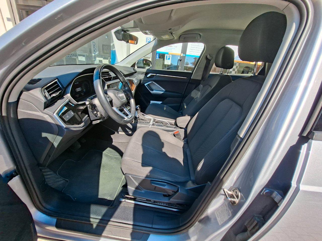 Audi Q3 Sportback 35 2.0 tdi Business Plus s-tronic