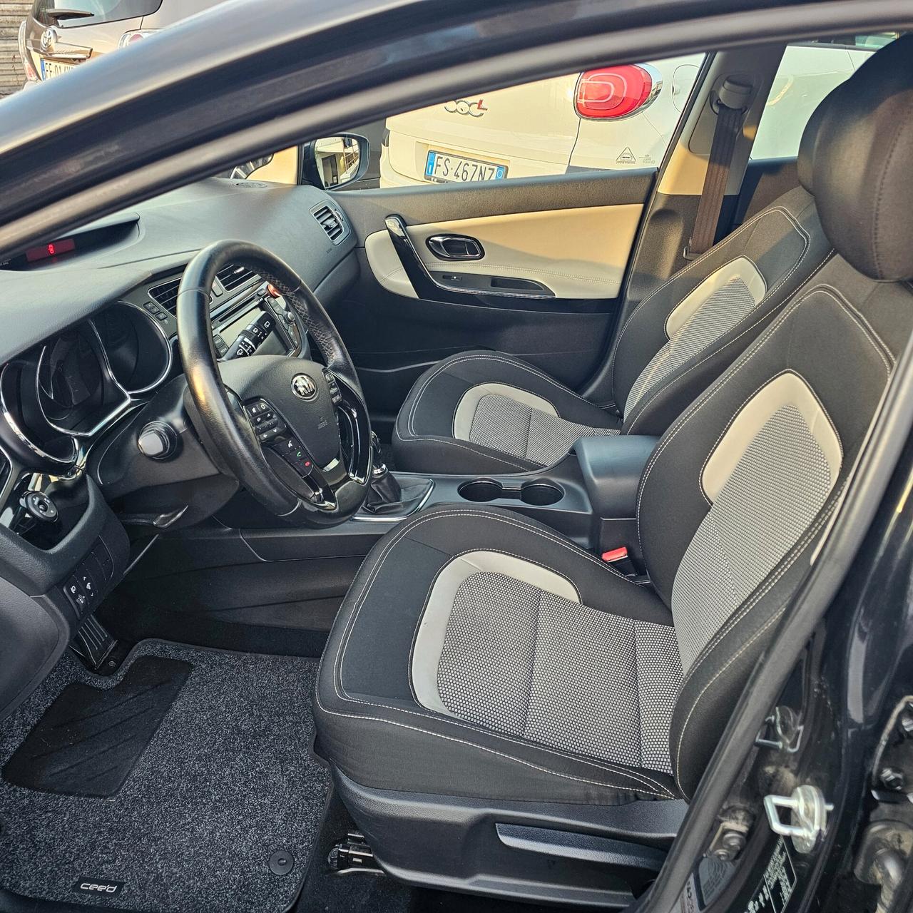 Kia Ceed cee'd 1.6 CRDi 110 CV SW Active