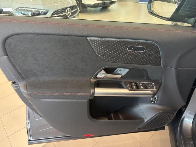 Mercedes-Benz EQA 300 4Matic AMG Line Advanced Digital Edition