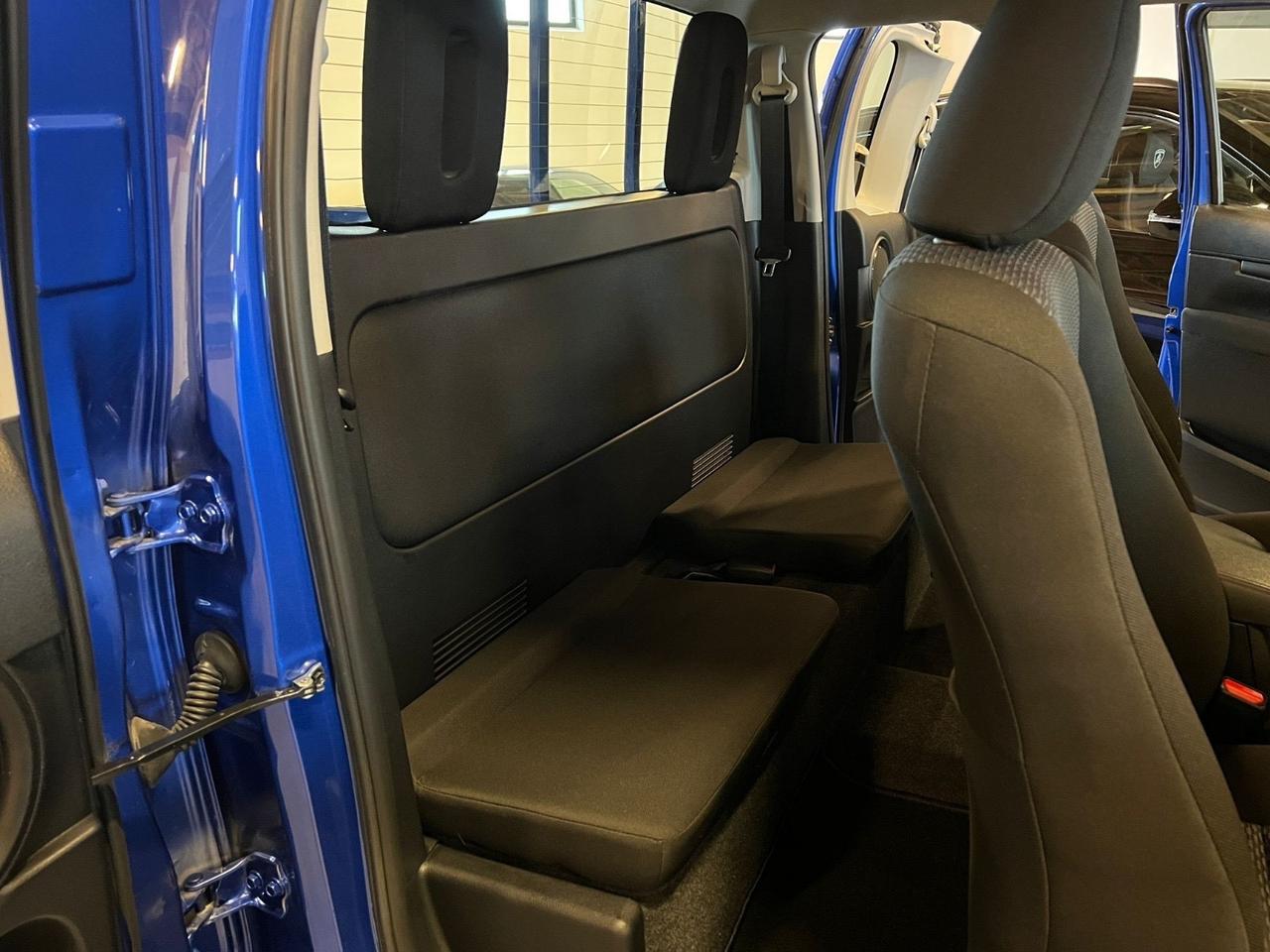 Toyota Hilux 2.4 D-4D 4WD 2 porte Chassis & Cab Comfort