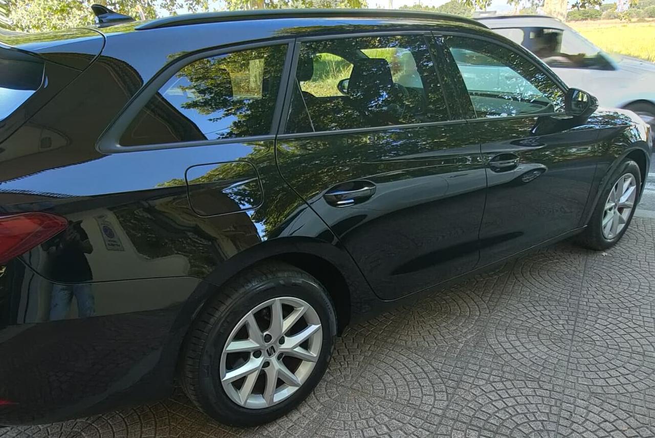 Seat Leon Sportstourer 2.0 TDI Business 2023