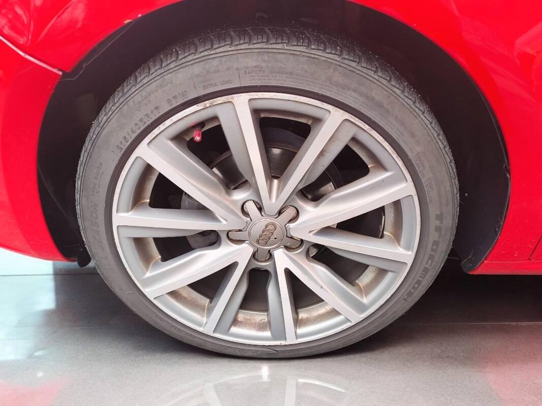 Audi A1 A1 I 2011 3p 1.2 tfsi Ambition