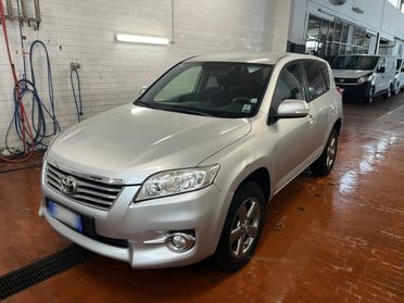 TOYOTA RAV 4 RAV4 Crossover 2.2 D-4D 150 CV Lounge