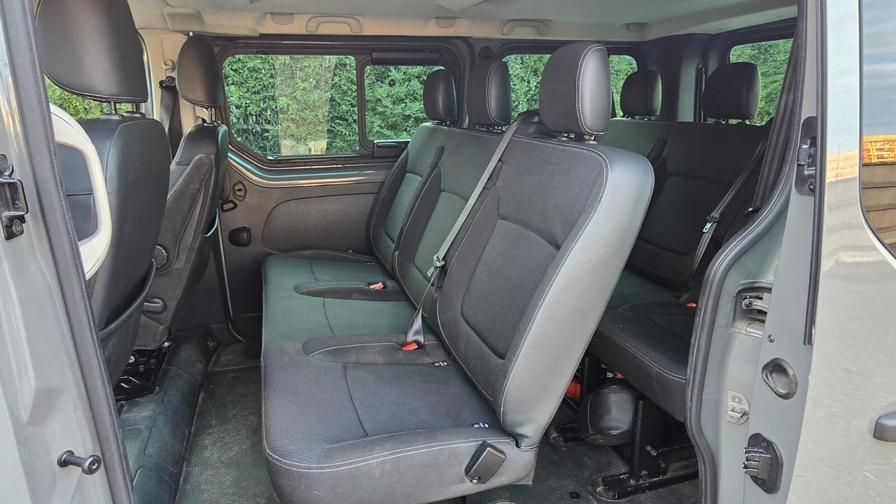 Renault Trafic 1.6 dCi 120CV Intens Passenger