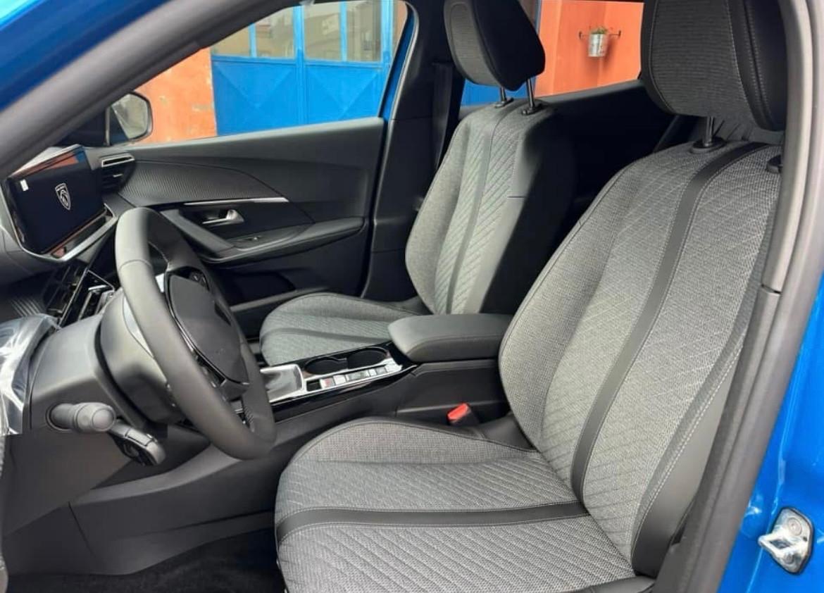 Peugeot 2008 PureTech 100 S&S Allure Pack-Km0-