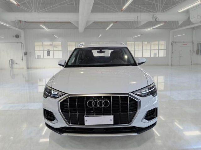 AUDI Q3 35 TDI S tronic Business Advanced