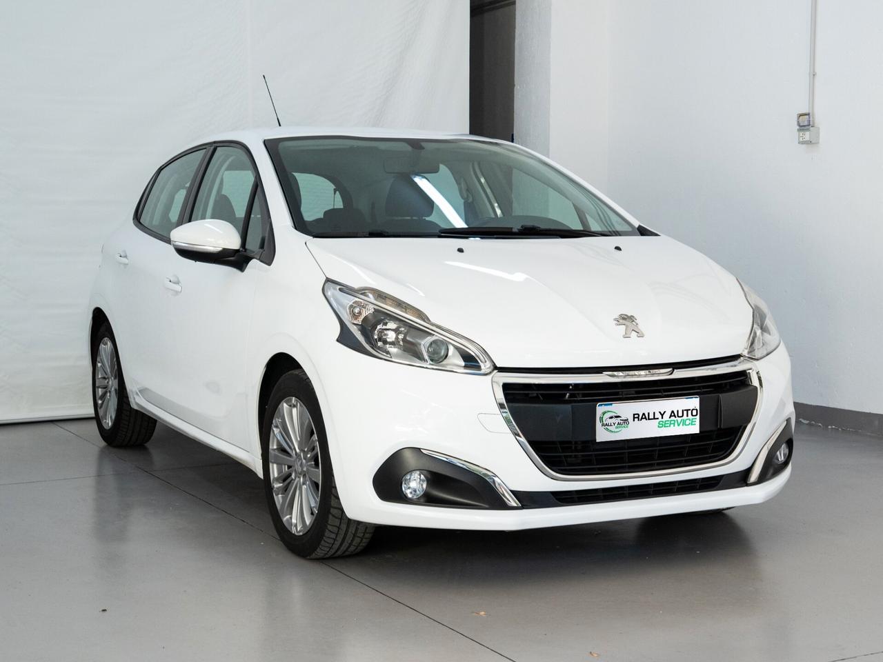 Peugeot 208 1.2 Benzina 82cv