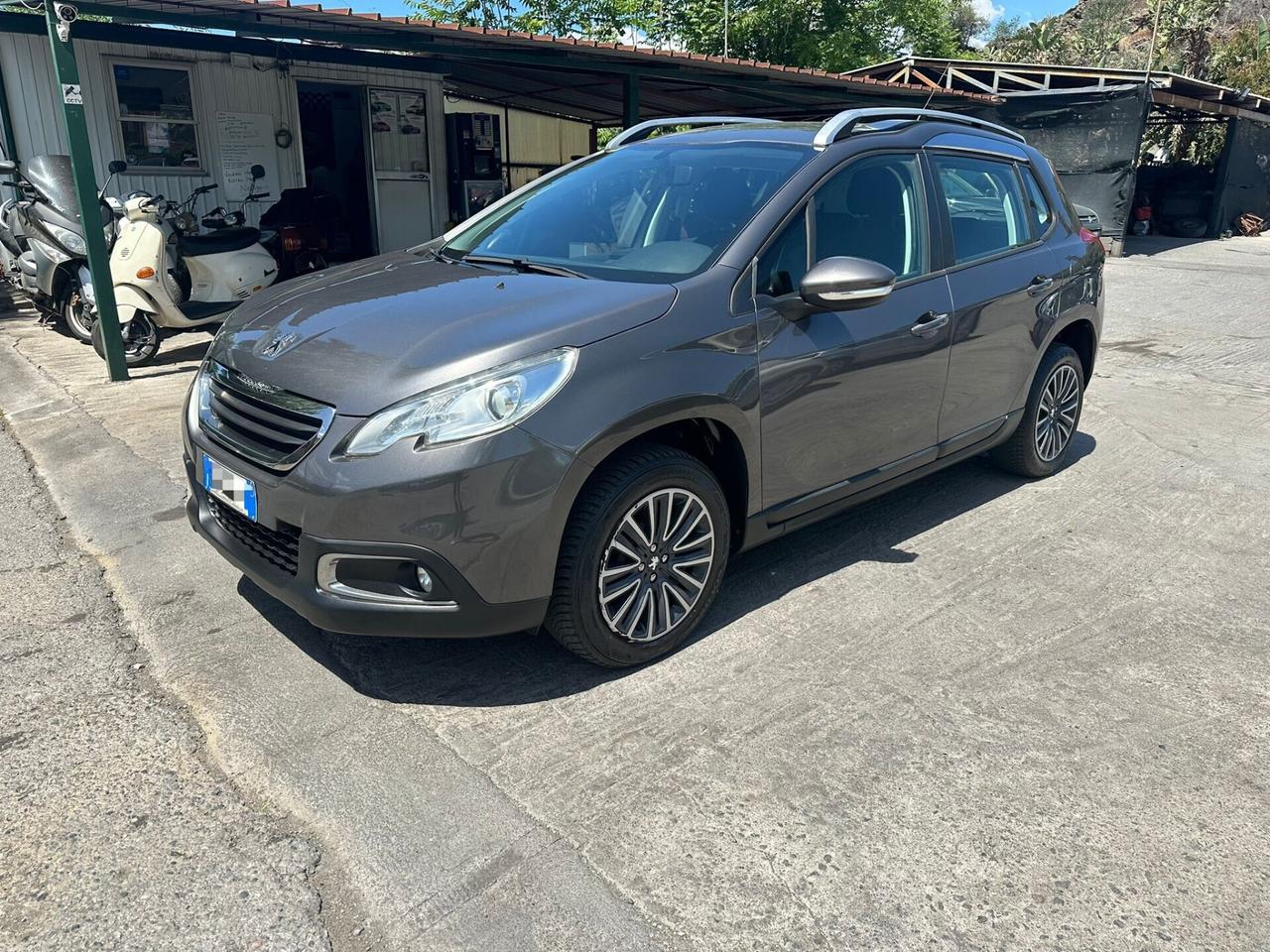 Peugeot 2008 BlueHDi 120 S&S Allure