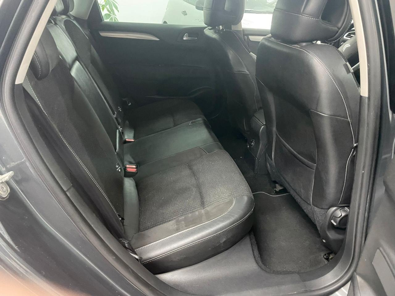 Citroen C4 1.6 e-HDi 115 airdream Exclusive