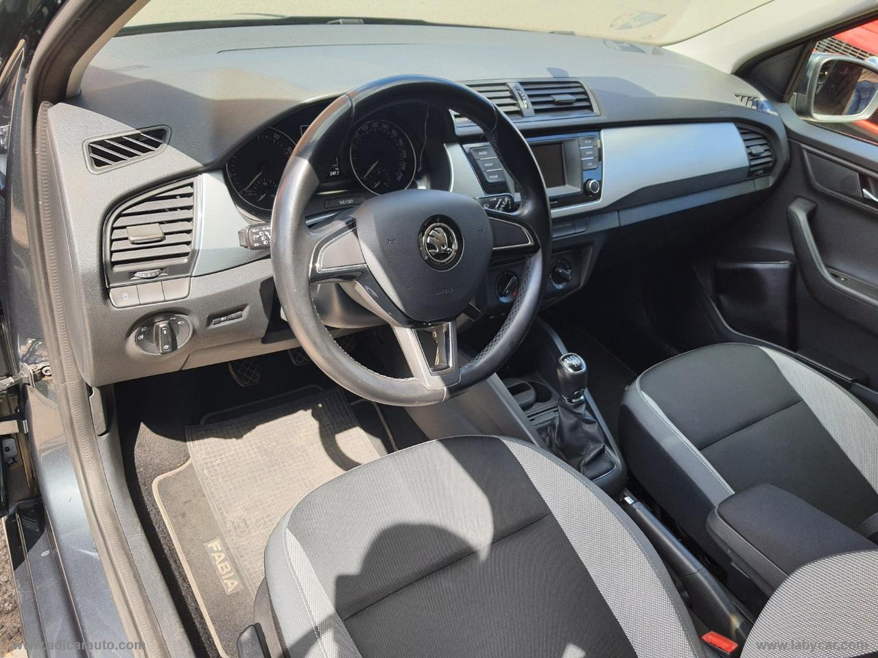 SKODA Fabia 1.2 TSI Ambition