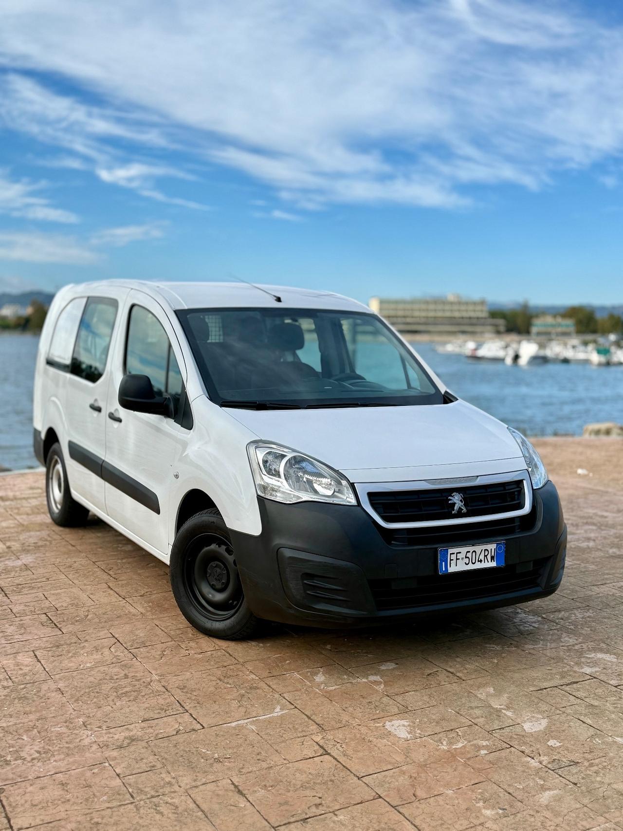 Peugeot Partner Tepee BlueHDi 100 ETG6 S&S Active