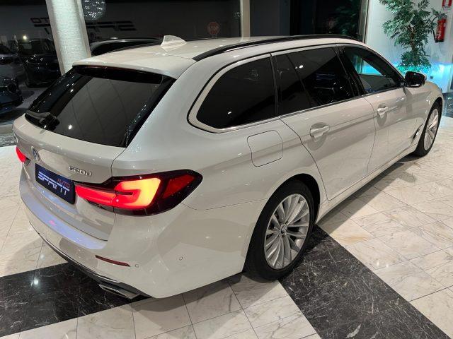 BMW 520 d Touring xDrive 190cv Luxury StepTronic 48v