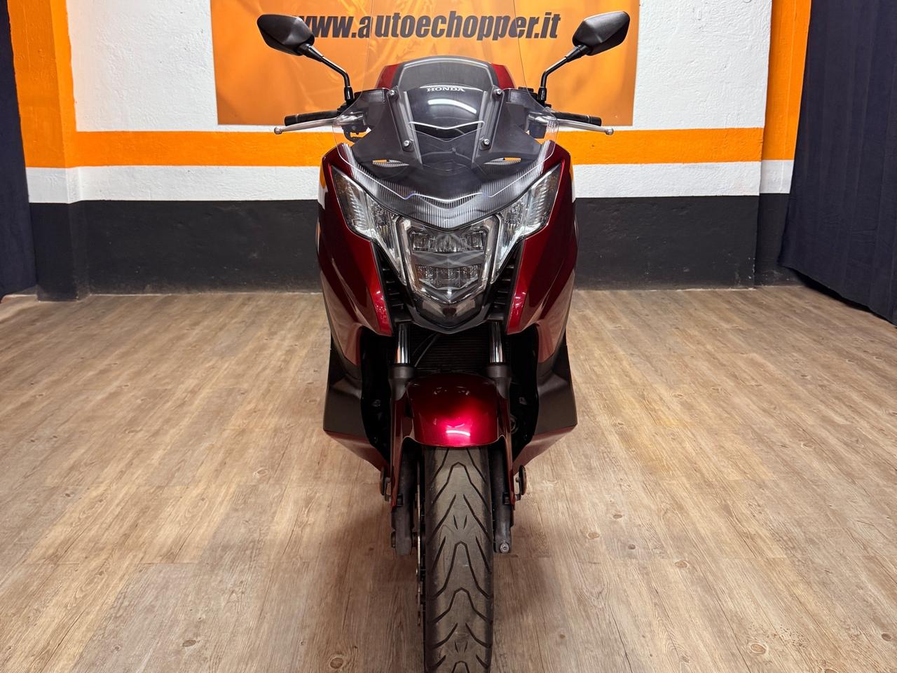 STRAORDINARIA HONDA INTEGRA 750 CON SOLI 36.470 KM COME NUOVA