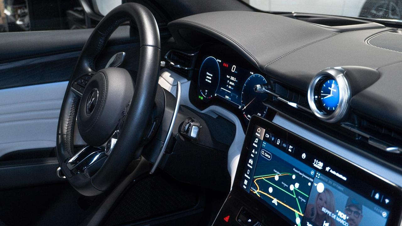 Maserati Grecale MHEV 330 CV AWD Modena