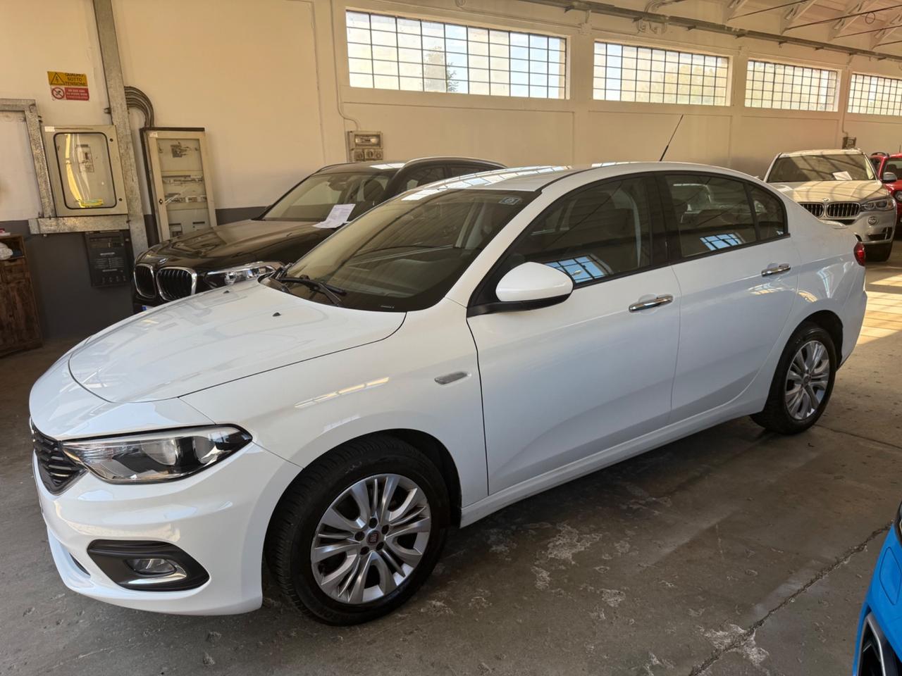 Fiat Tipo 1.4 4 porte Easy UNICOPROP DISTRIB E FRIZ NUOVE