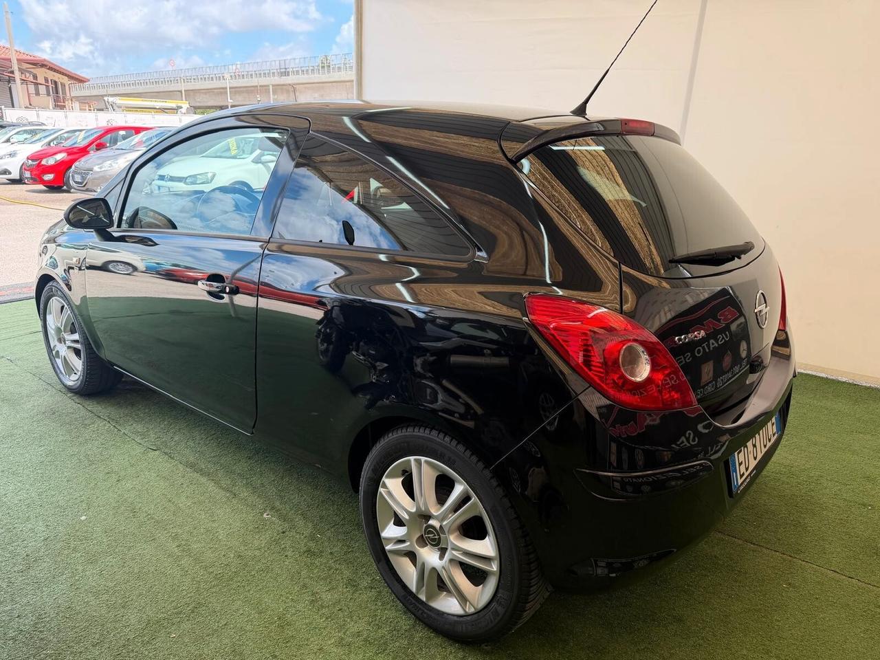 OPEL CORSA 1.2 BENZINA 85CV