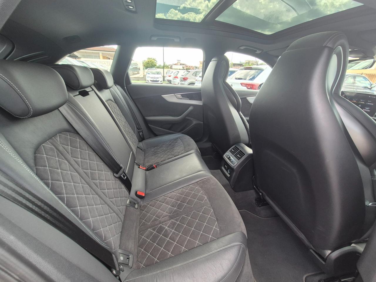 Audi A4 RS 4 Avant 2021 - FULL OPTIONAL