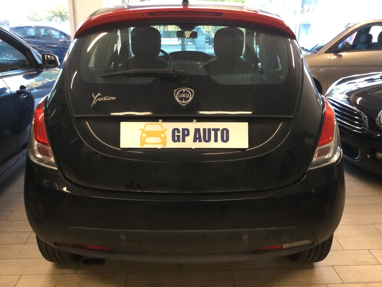 Lancia Ypsilon 0.9 TwinAir 85 CV 5 porte S&S DFN Platinum