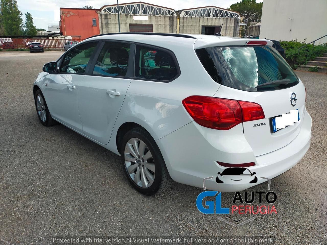 Opel Astra 1.4 Sports Tourer anche per neopatentati