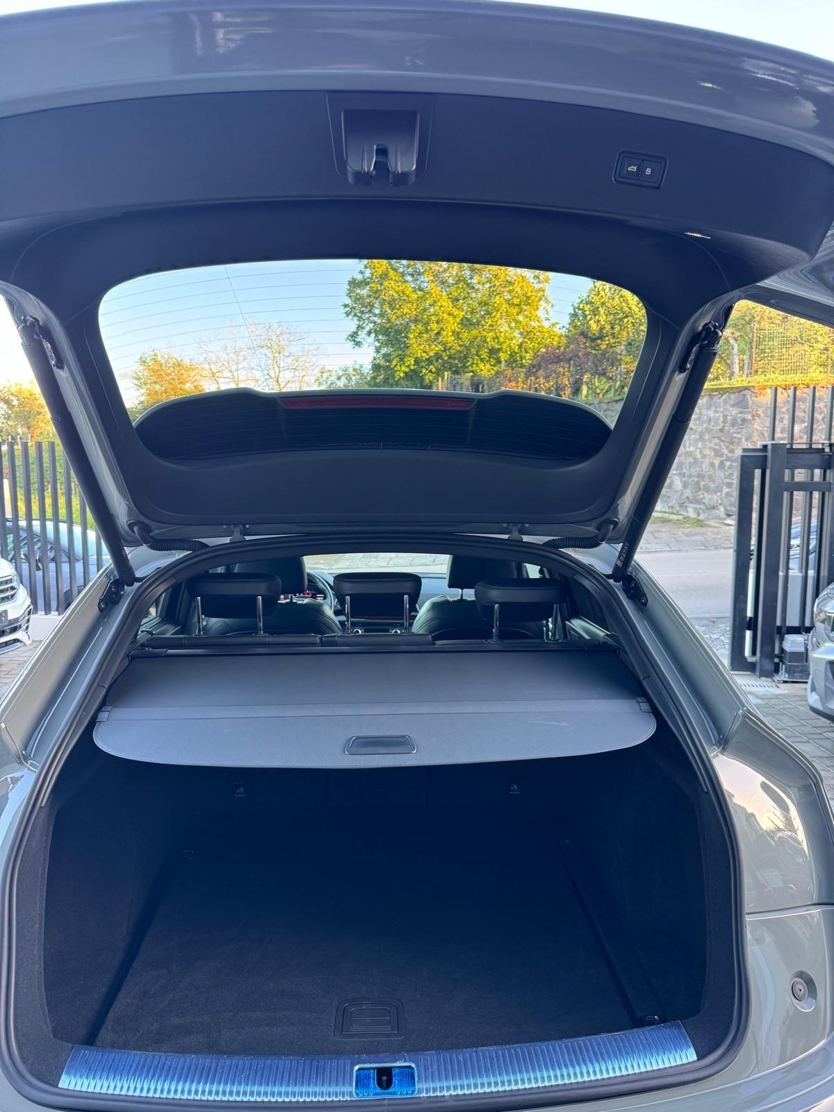 Audi SQ5 Sportback S-line