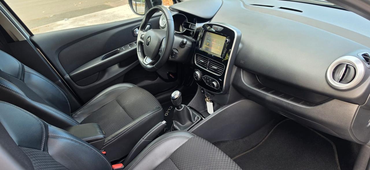 Renault Clio TCe 12V 90CV Start&Stop 5 porte Energy Duel2