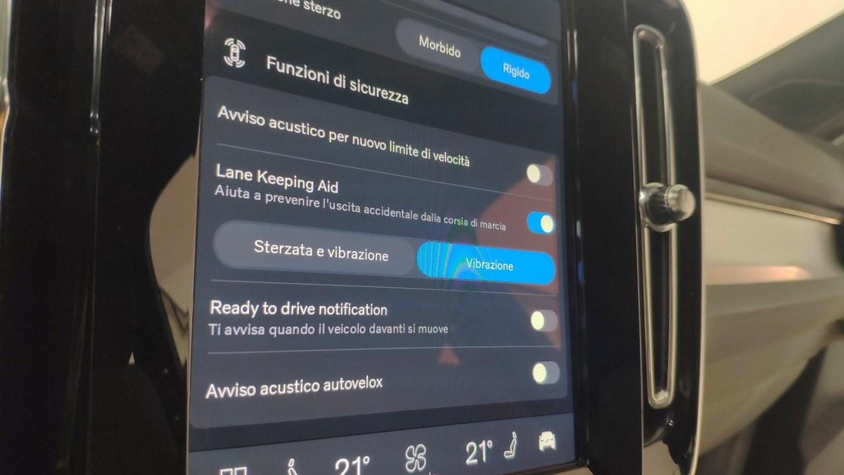 VOLVO Xc40 B3 Mild Hybrid Automatico Core