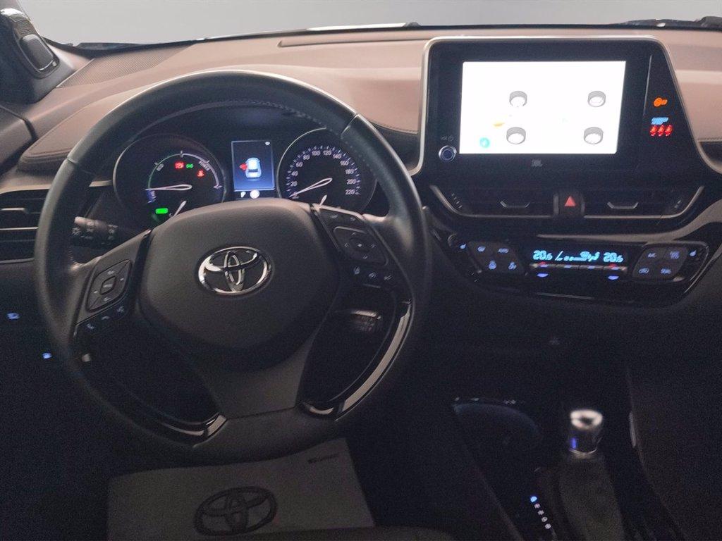 TOYOTA C-hr 1.8h lounge e-cvt del 2022