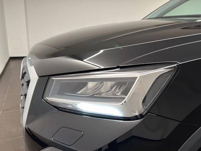 Audi Q2 Audi Business 30 TDI 85(116) kW(CV) 6-marce