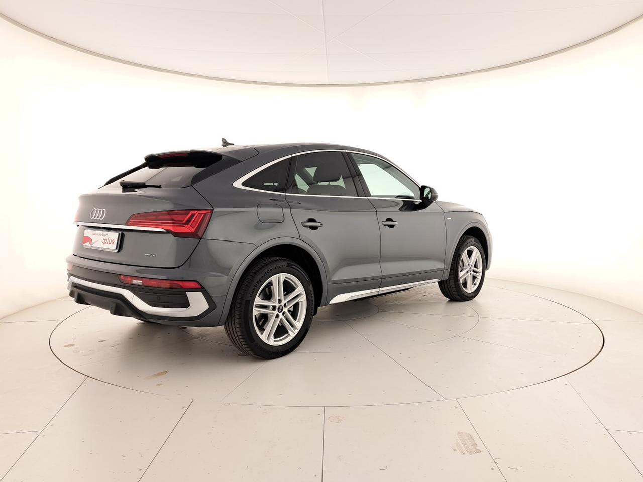Audi Q5 sportback 40 2.0 tdi mhev 12v s line quattro s-tronic