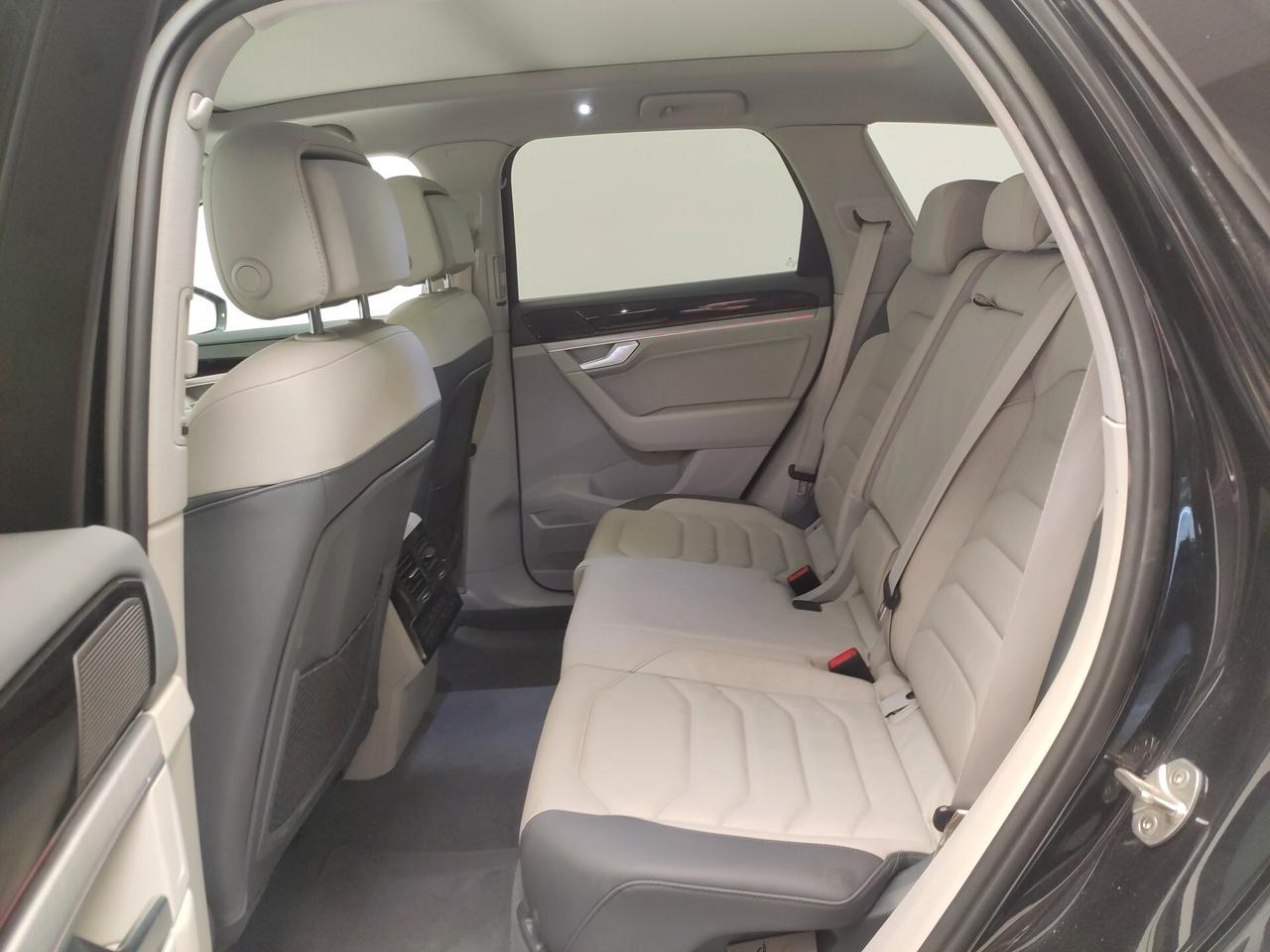 Volkswagen Touareg 3.0 V6 TSI eHybrid Elegance