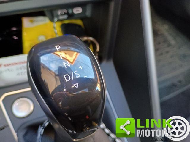 VOLKSWAGEN Taigo 1.0 TSI 115 CV DSG R-Line Plus NEOPATENTATI