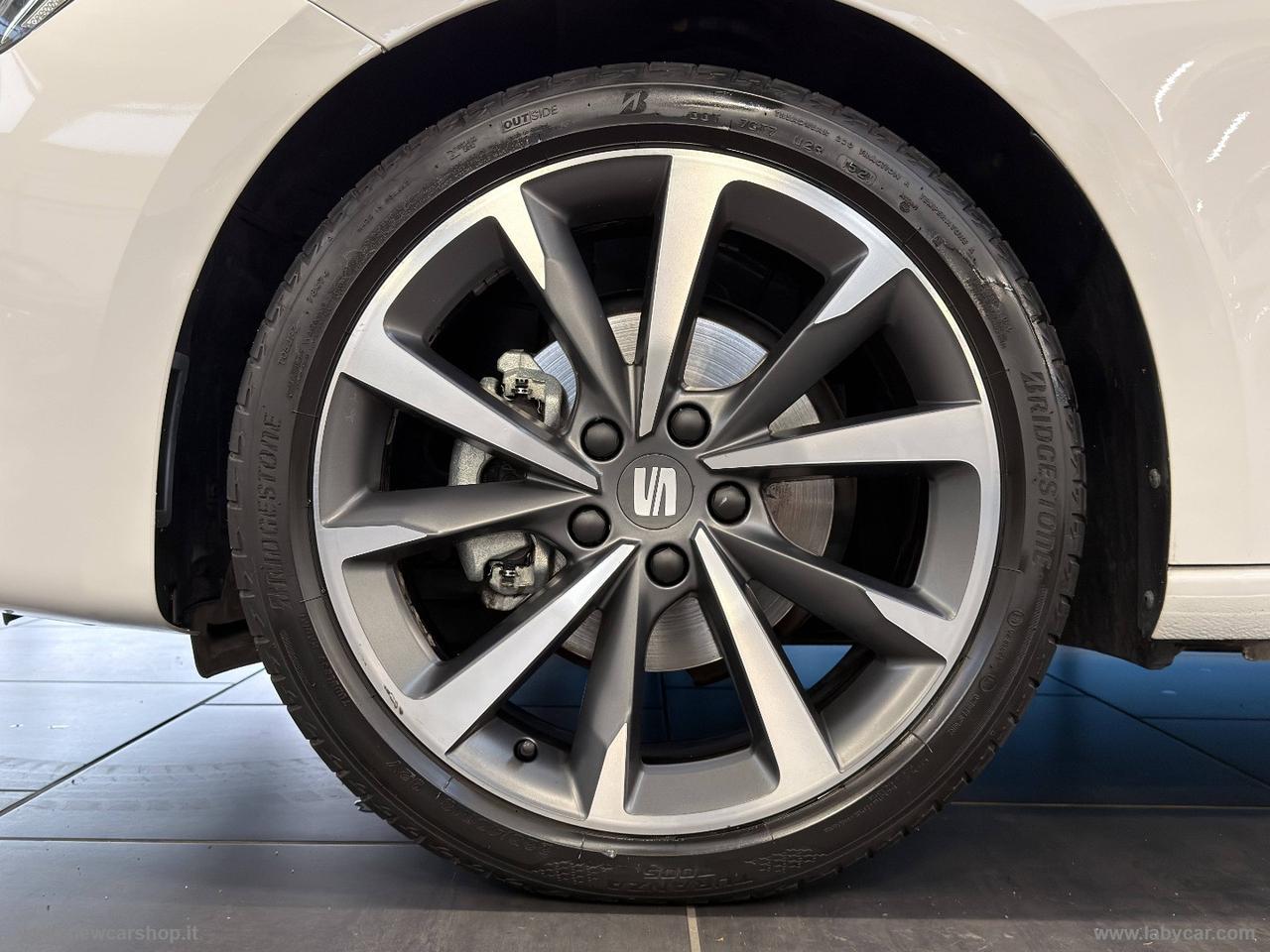 SEAT Leon 1.5 eTSI 150CV DSG FR
