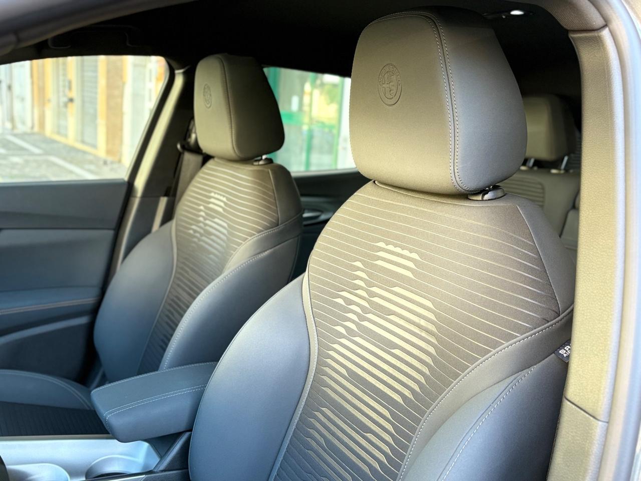 Alfa Romeo Tonale MY24 HYBRID 130 CV Sprint FULL