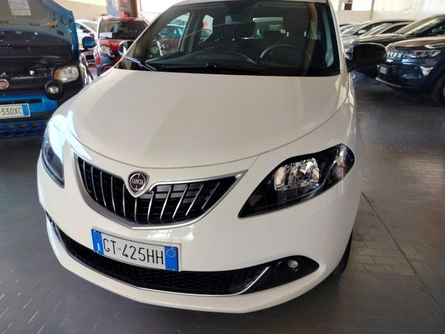 LANCIA Ypsilon 1.0 FireFly Hybrid Platino MY24 PROMO