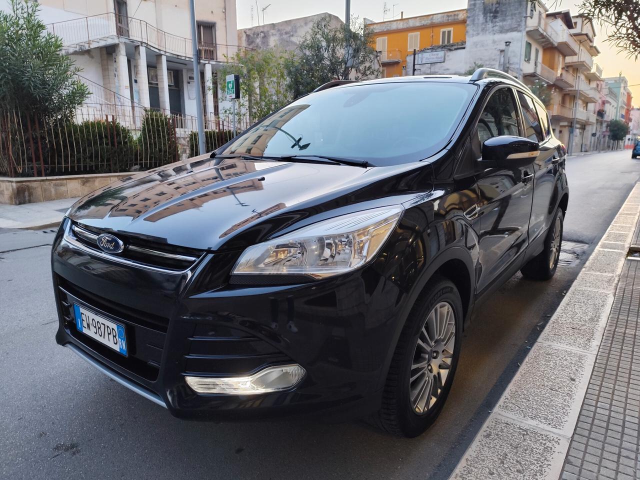 Ford Kuga 2.0 TDCI 163 CV 4WD GANCIO TRAINO