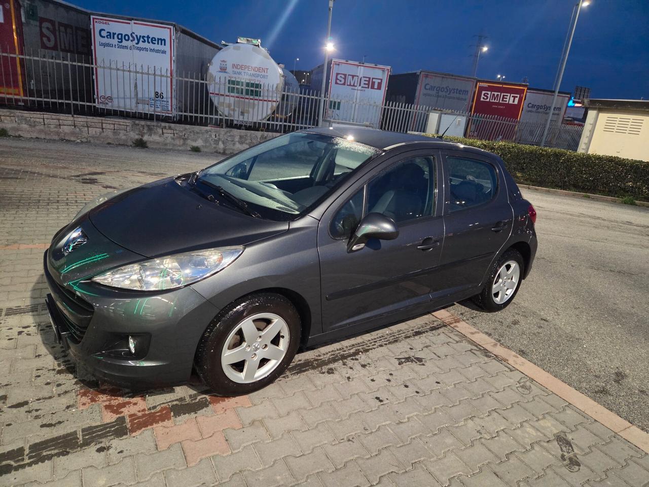 Peugeot 207 1.6 HDi 90CV 5p. Energie Sport 2010