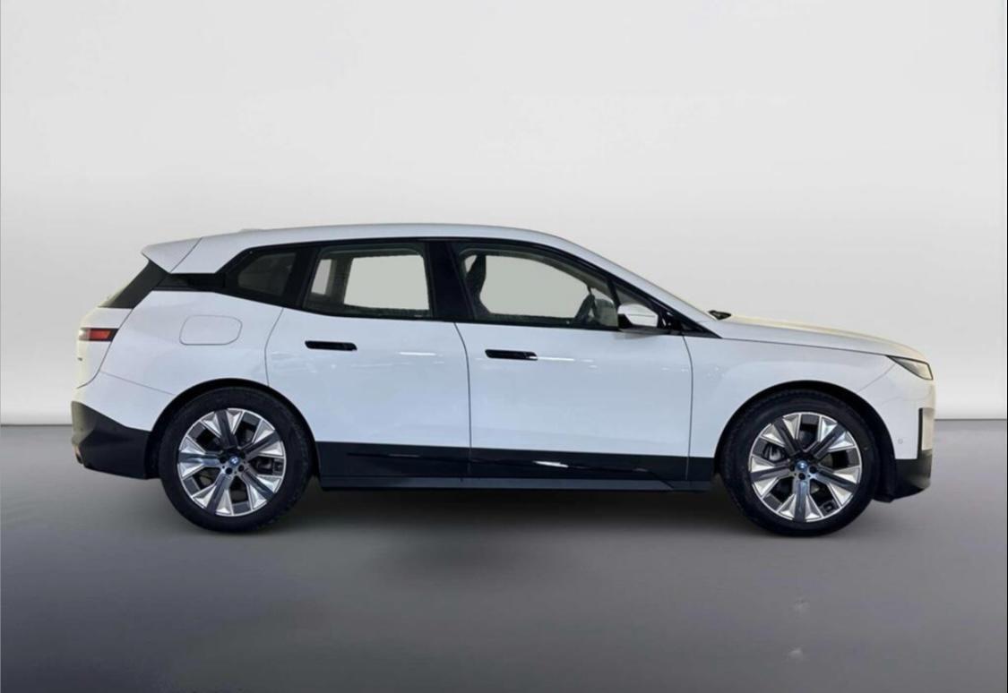 Bmw IX 40
