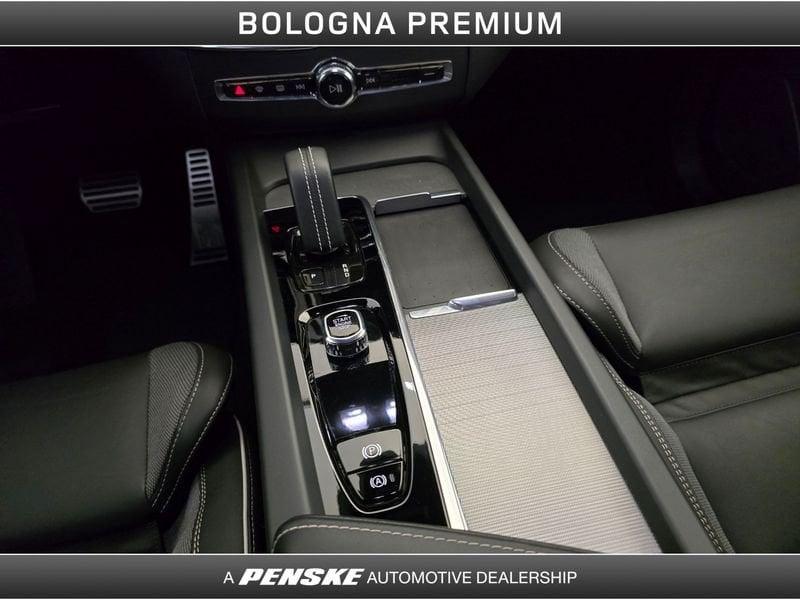 Volvo XC60 XC60 B4 (d) Geartronic R-design