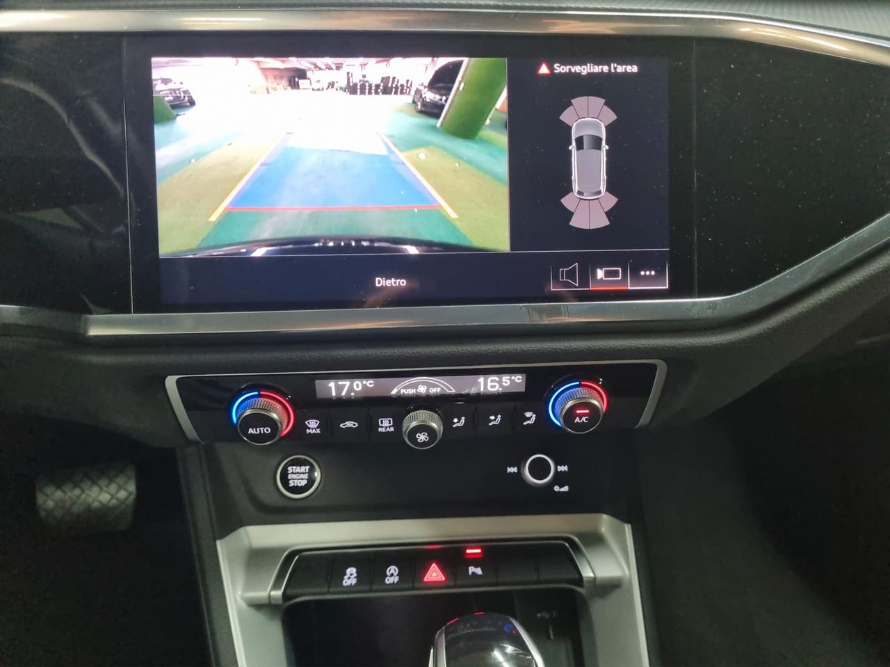 Audi Q3 35 TDI S tronic Business